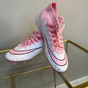 Women Soccer Shoes Cleats Outdoor Breathable Athletic Professional Spikes